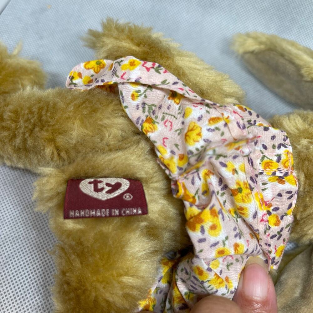 Ty Attic Treasures - Shelby The Bunny Rabbit Plush Jointed 8.5" - Picture 6 of 6